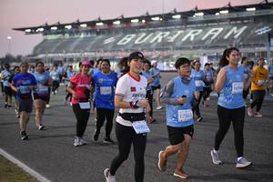 BIB: 1195, 52360
                            <button type="button" onclick="openModal(10462950)" class="btn btn-primary btn-sm float-right btn-popup" data-toggle="modal" data-target=".modal-high-quality">
                        <i class="fas fa-shopping-cart"></i> Add to Cart
                    </button>
                                            <button type="button" onclick="isThisMe(10462950, true)" class="btn btn-success btn-sm float-right btn-popup btn-isme hidden" data-toggle="tooltip" data-placement="bottom" title="นี่คือรูปของคุณใช่ไหม คลิกที่นี่เพื่อเอาเข้าอัลบั้ม">
                        <i class="fas fa-plus"></i> Add to album
                    </button>
                    <button type="button" onclick="isThisMe(10462950, false)" class="btn btn-warning btn-sm float-right btn-popup btn-isnotme hidden">
                        <i class="fas fa-ban"></i> Remove from album
                    </button>